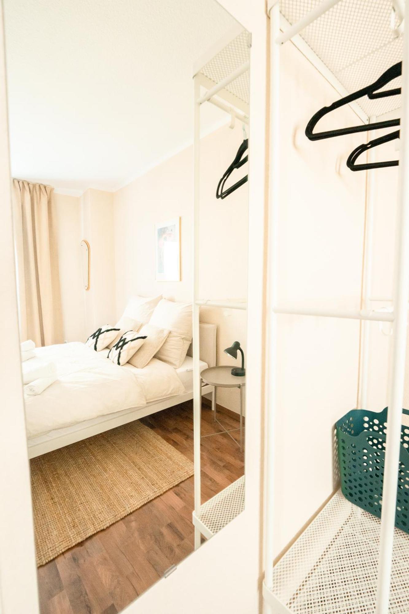 -Super Zentrales Zimmer- Direkt An Der Lutter! Билефельд Экстерьер фото