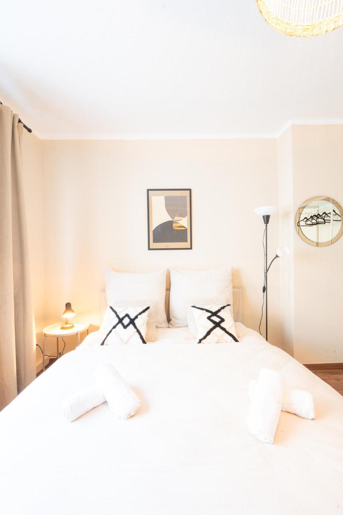 -Super Zentrales Zimmer- Direkt An Der Lutter! Билефельд Экстерьер фото