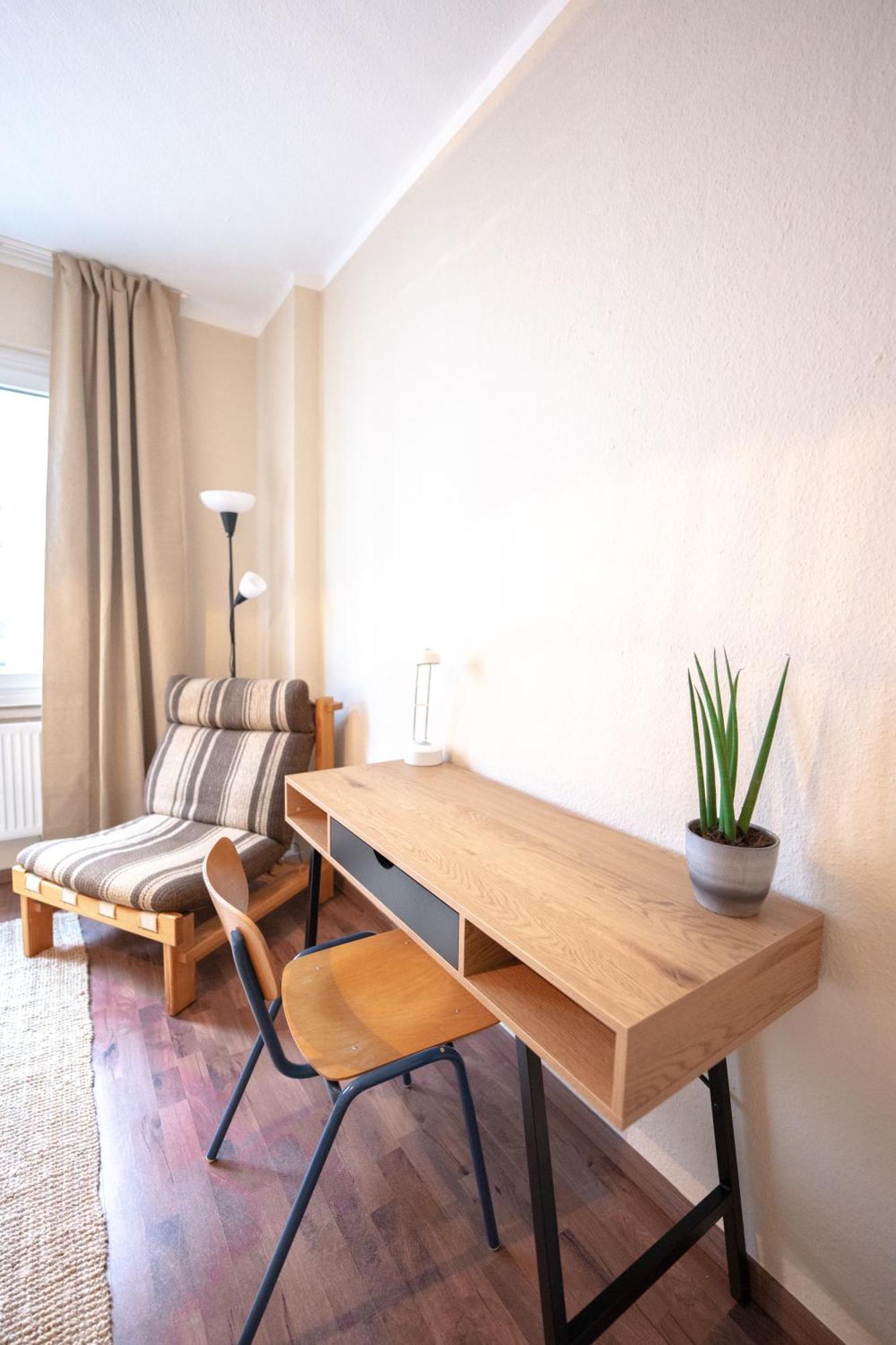 -Super Zentrales Zimmer- Direkt An Der Lutter! Билефельд Экстерьер фото