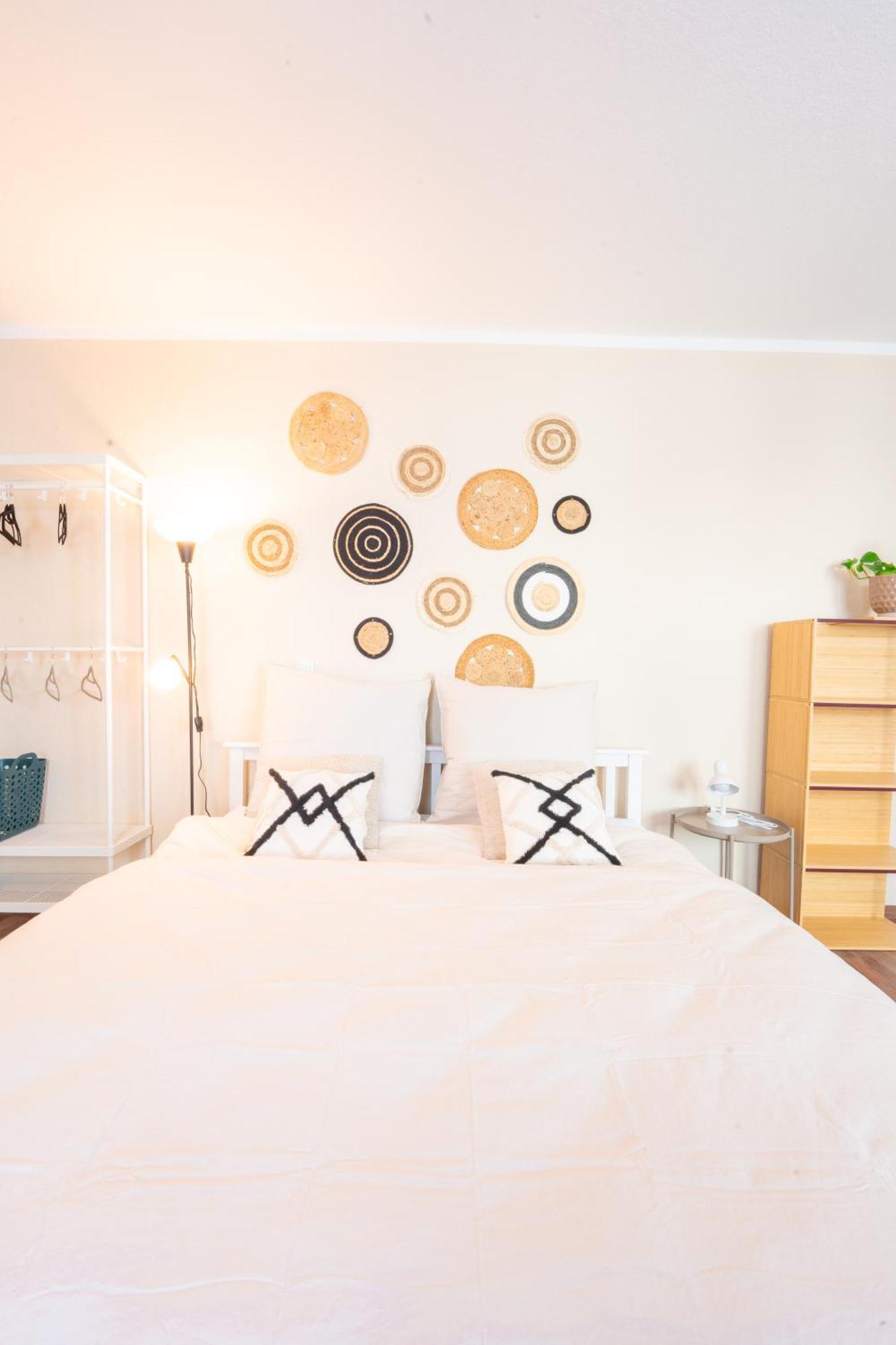 -Super Zentrales Zimmer- Direkt An Der Lutter! Билефельд Экстерьер фото